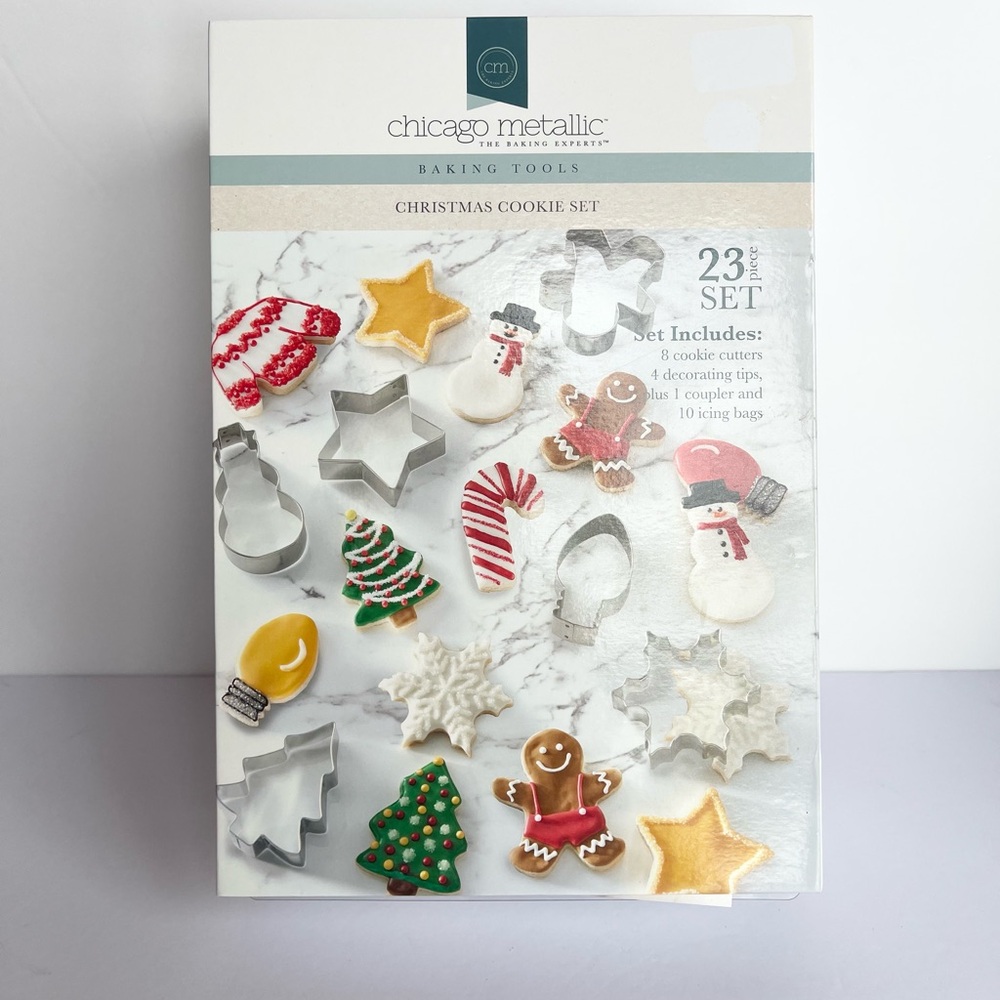 Chicago Metallic Christmas Cookie Cutter Set 23 Piece Set NIB